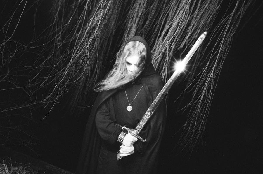 Këkht Aräkh announces new single “Three Winters Away”