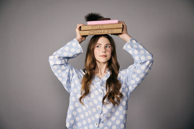 Nashville artist Iris Copperman releases “Struggle Bus”