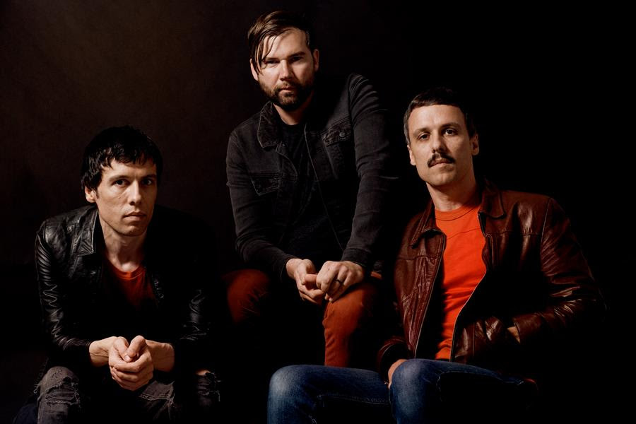 The Cribs releases “Never The Same”. New album “Selling A Vibe” out January 9!