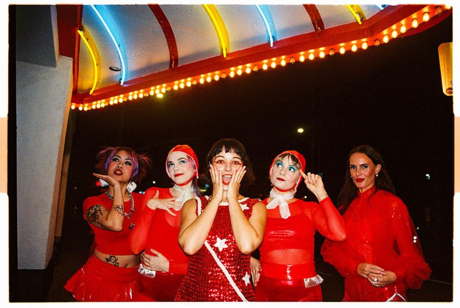 GELLI HAHA announces Where in the World is Gelli Haha tour!