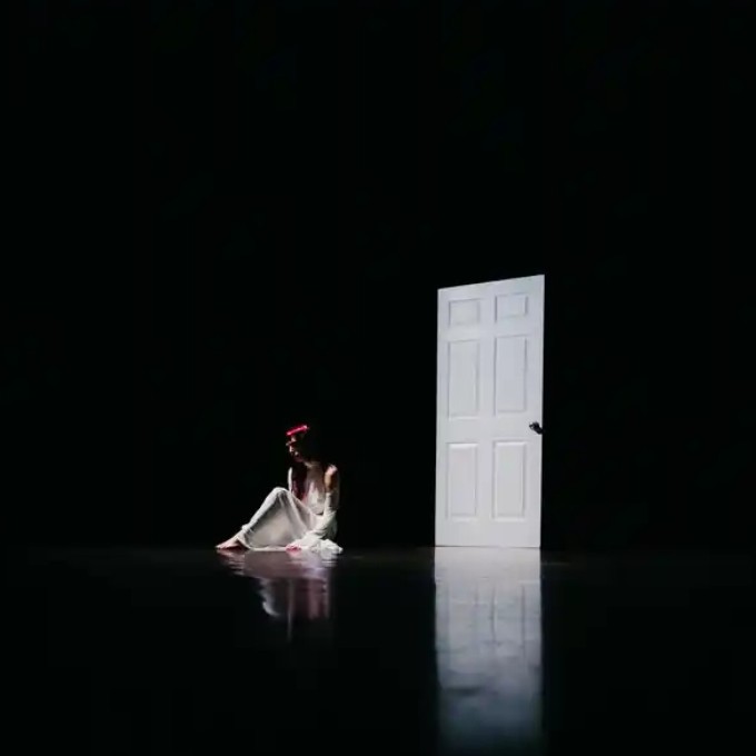 Chandler Leighton Releases New Single “Waiting For You To Heal”