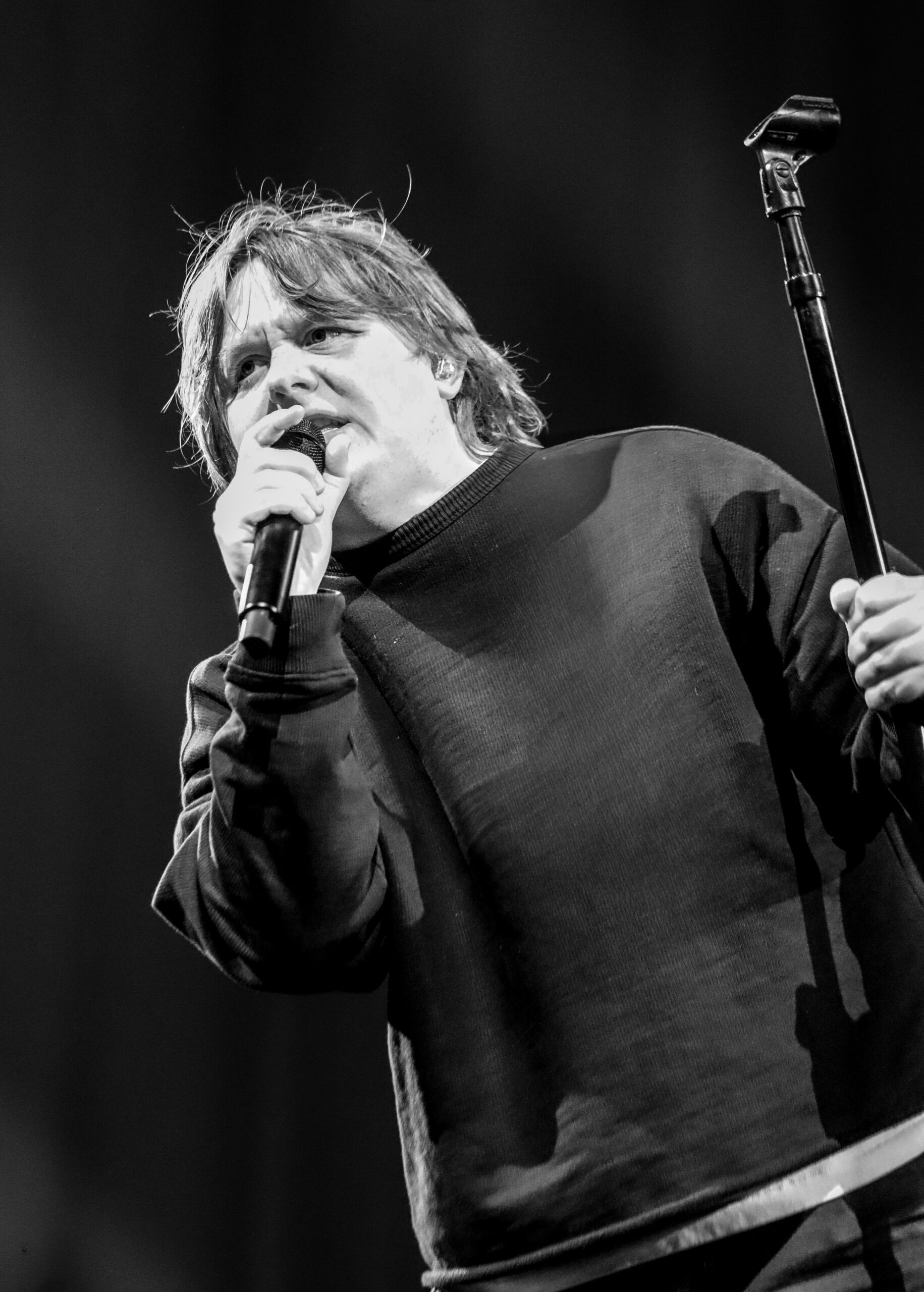 Lewis Capaldi Takes Over United Center in Chicago, IL.