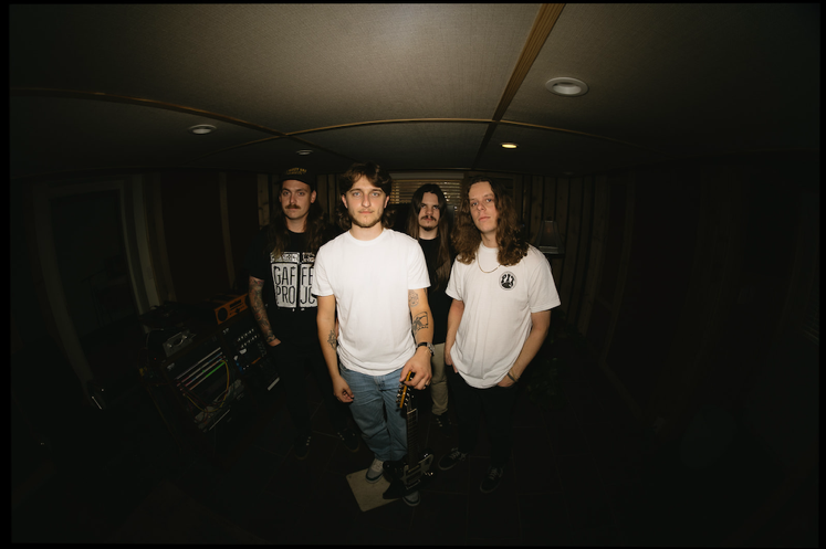 Lightwatch releases “Nicotine” and new tour dates announced!
