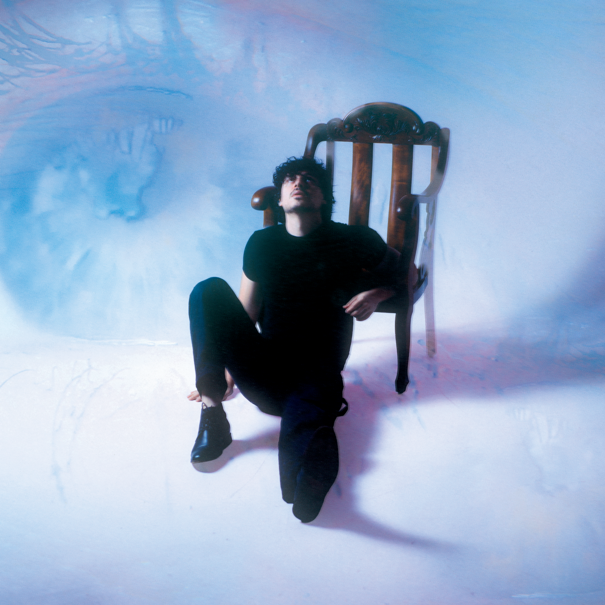 Jared Benjamin releases an immersive new single “Angel Eyes”