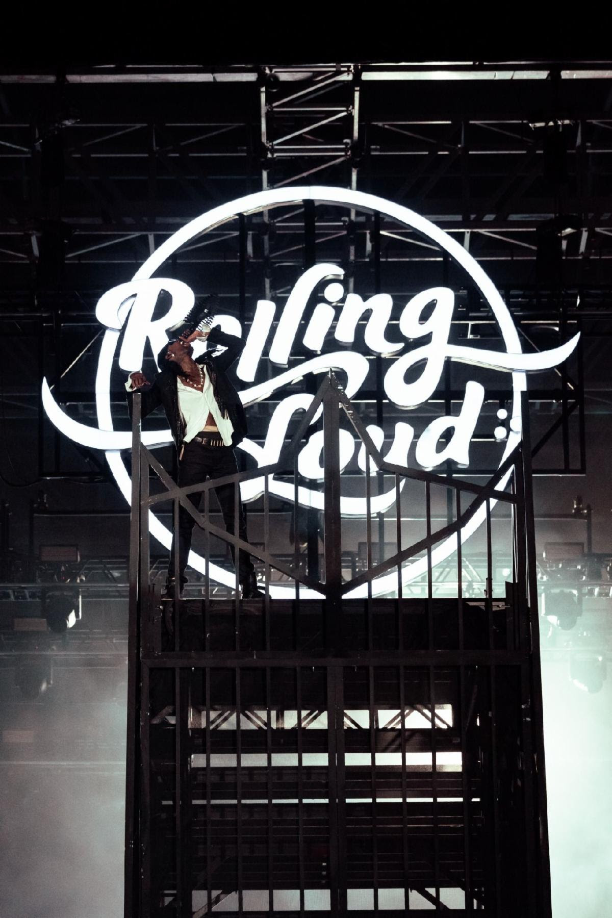 Day 2 of Rolling Loud continues the high energy momentum! Another successful day!