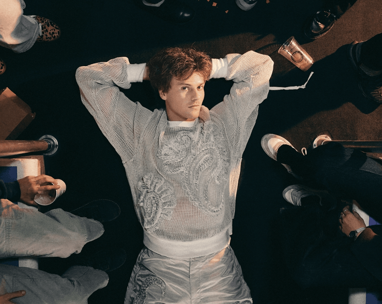 Ruel reveals new single “Debbie Don’t Cry”